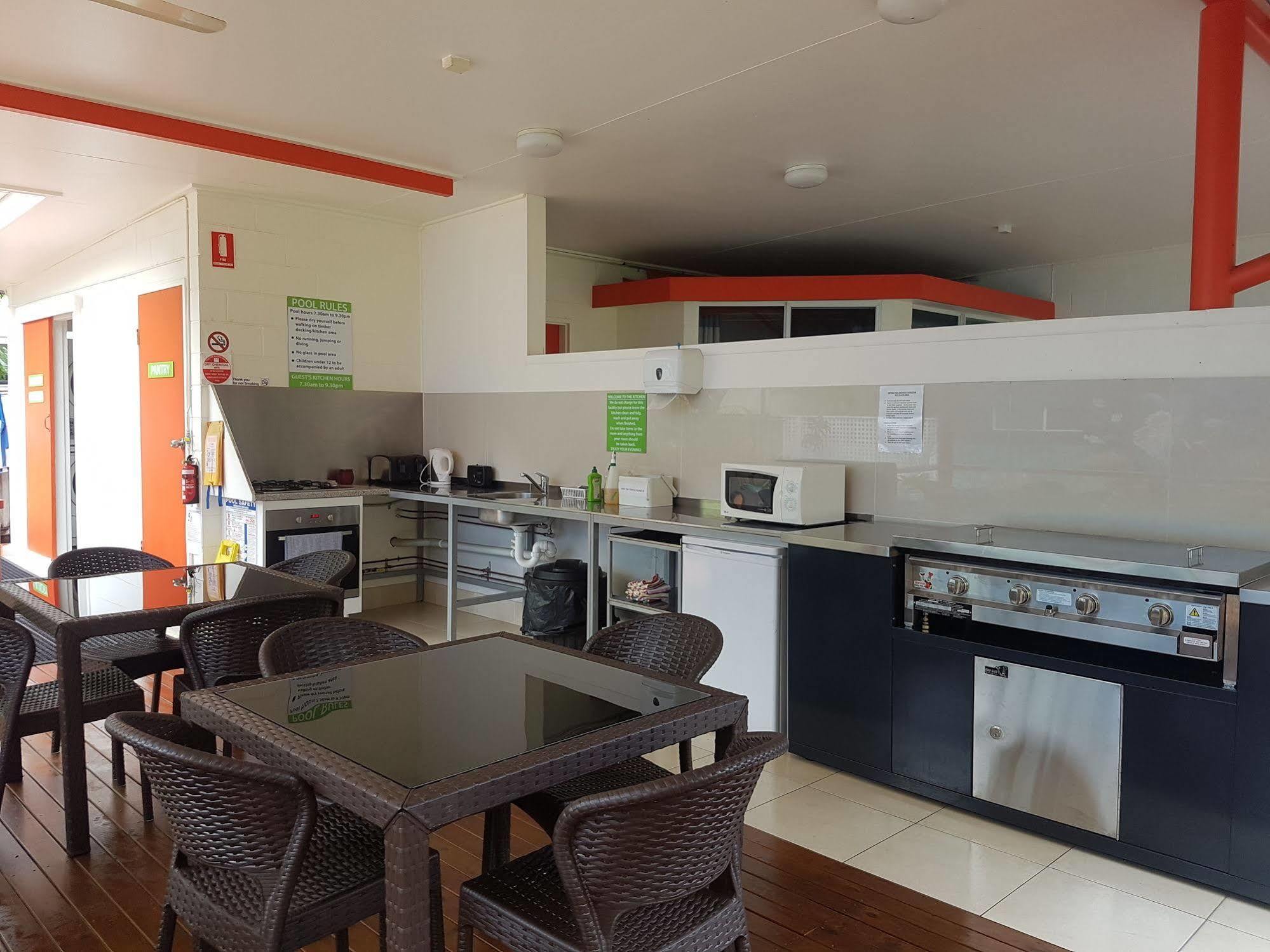 Port Douglas Motel Eksteriør bilde